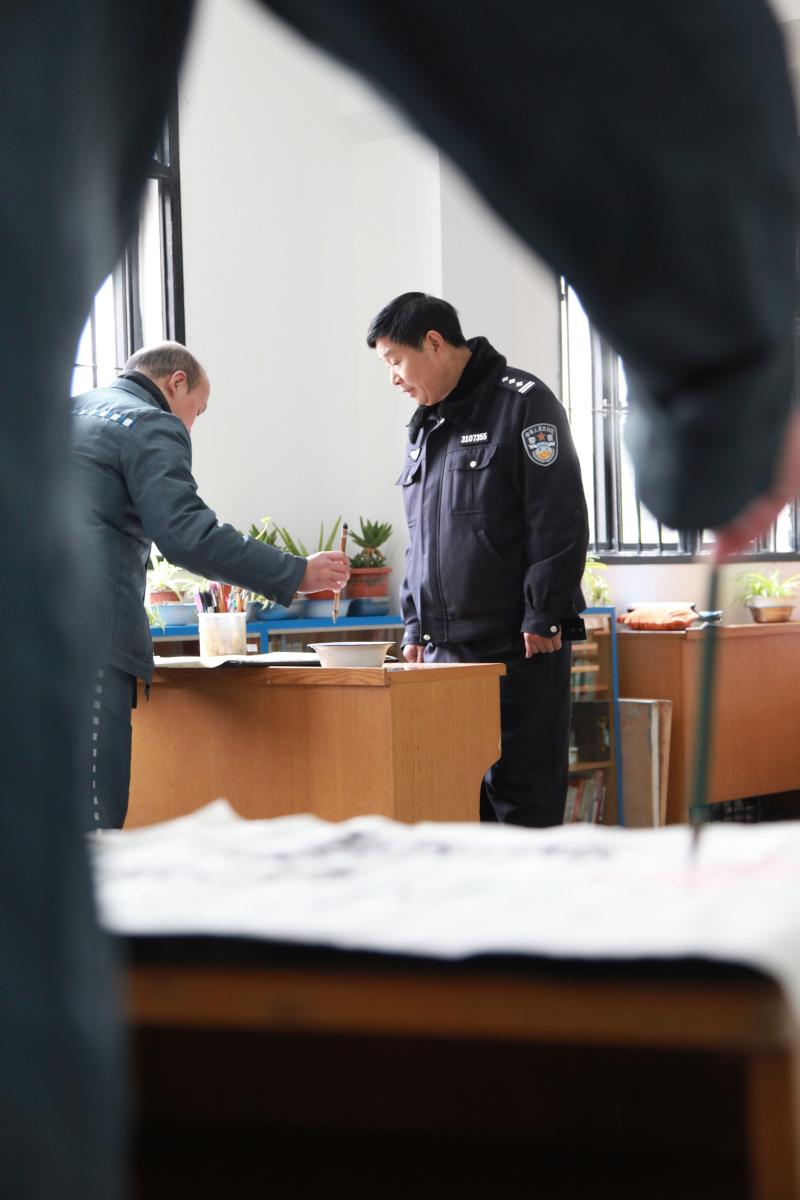 艾滋病服刑人员讲述刚进监狱的日子总是梦到自己全身溃烂