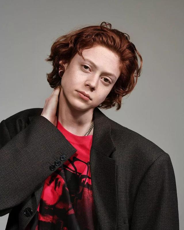 正文   其实跨性别做男性确实是较少的,而时尚圈中跨性别者成为女性的