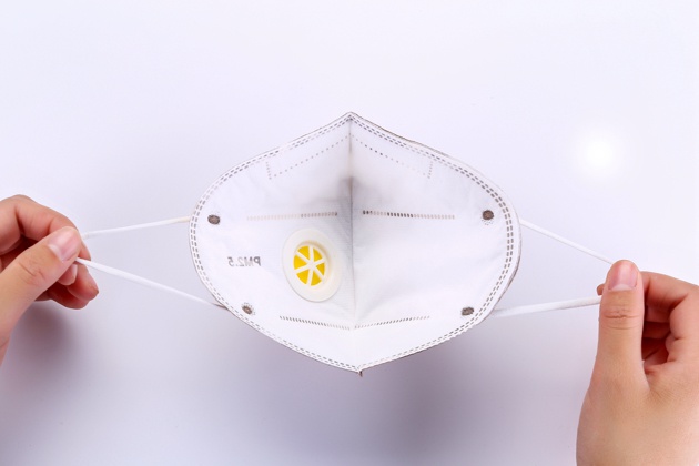 国家卫建委：鼓励员工春节在工作地休假