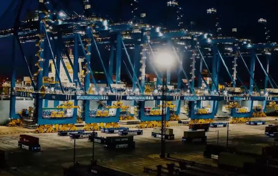 青岛港全自动化码头：从“零”到多个“世界领先”