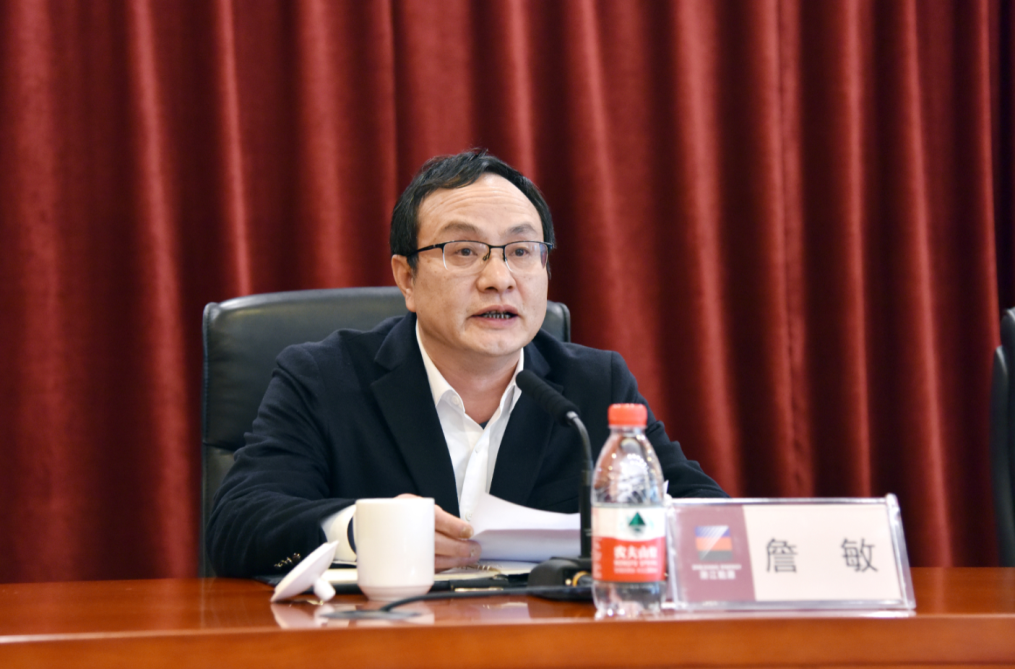 浙能集团总经理,党委副书记詹敏作表态发言,他将坚决拥护省委决定