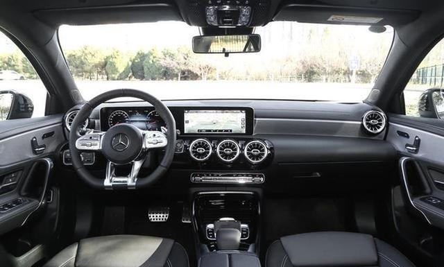 梅赛德斯AMG A35L 4MATIC迎来年度改款 全系标配Apple CarPlay