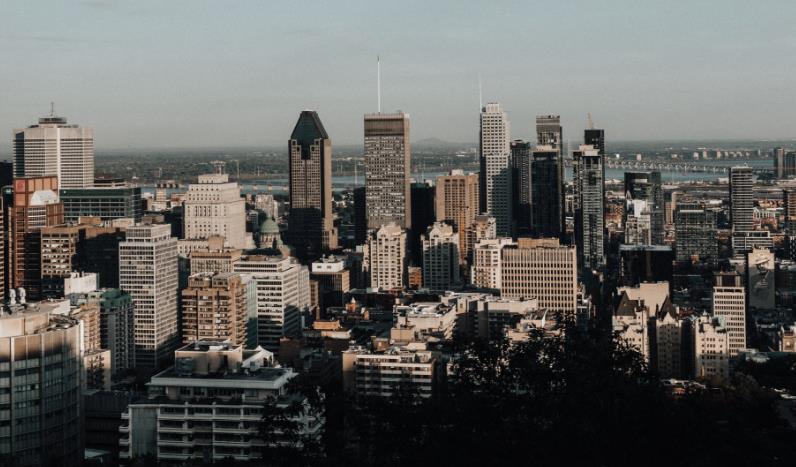 现金短债比不足1倍踩房企红线 绿地控股否认卖项目回血