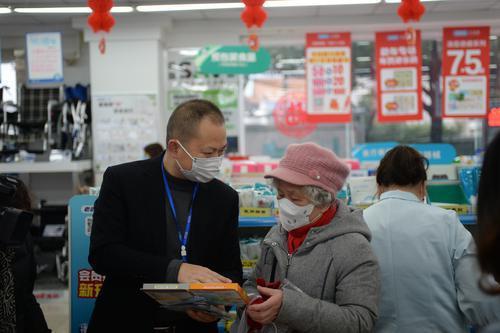 抗艾滋病药被写进新冠肺炎诊疗方案,生产厂家:捐!