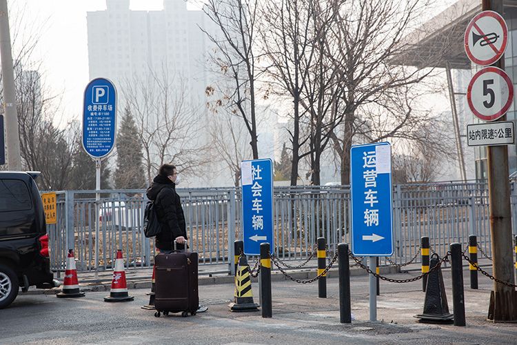 北京暂停进出京长途客运班线和旅游包车运营