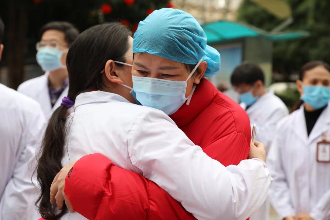 广西首批医疗队今晚出征疫区武汉逆行者们支援前线是为了更好守护广西
