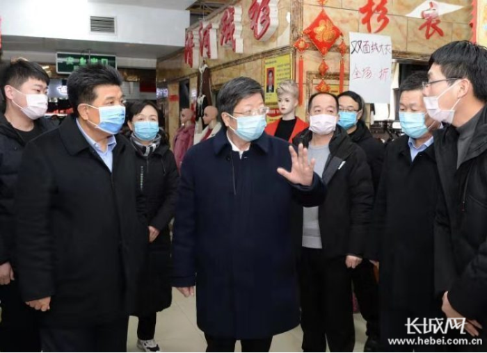 邢台市委书记钱三雄暗访检查疫情防控和环保值班工作