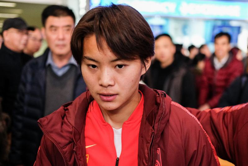 不过王霜,姚伟,刘艳秋以及吕悦云四名武汉籍球员并未随队出征.