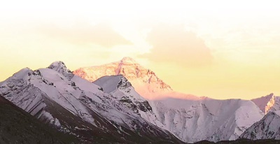 珠峰金顶。 自然资源部供图