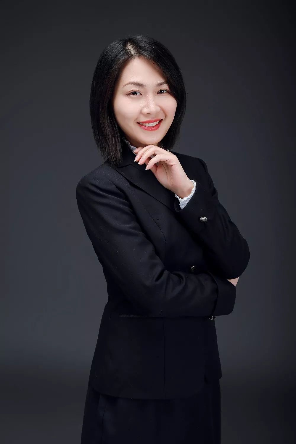 13000多人中位居全国第一第二届新财富最佳投顾国海证券陈敏聪是如何