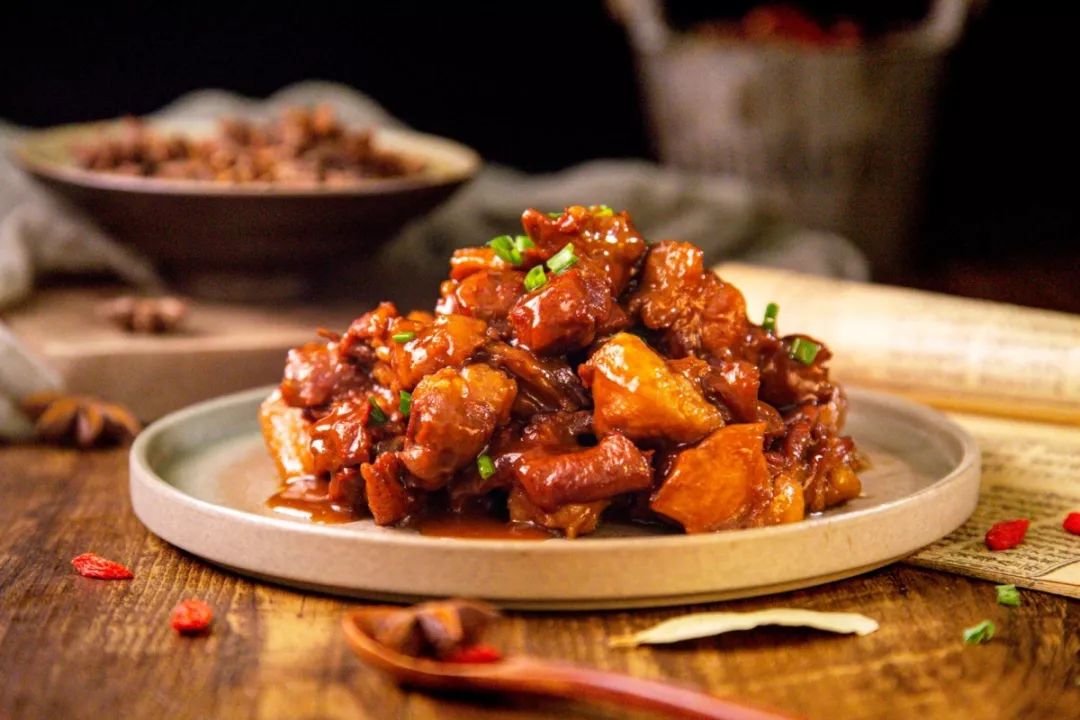 名厨课丨羊肉怎么做最好吃一学就会的绝招包你做出香嫩羊肉