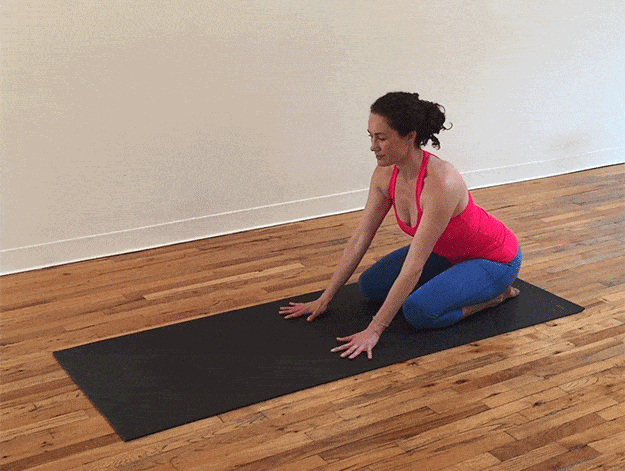 体重不过百也有小肚腩?小腹突出倩狐来支招|瑜伽垫|腹部_新浪新闻