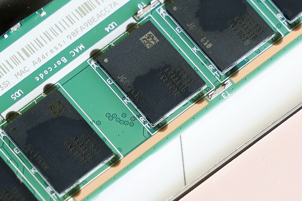 双风扇双散热管联想小新pro13锐龙版拆机图赏