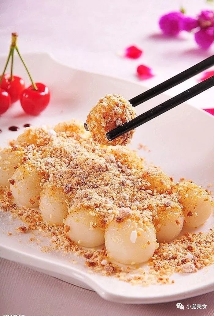 糖不甩又名如意果,是广东地区汉族传统名点,属于粤菜甜点