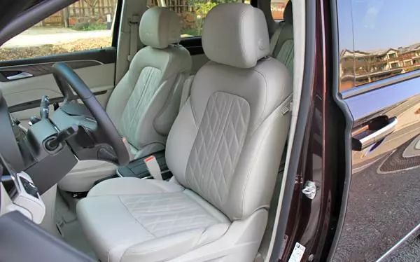 贵=好？LM加价的钱换这些高档MPV它不香吗？