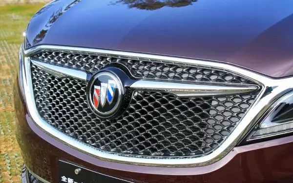 贵=好？LM加价的钱换这些高档MPV它不香吗？