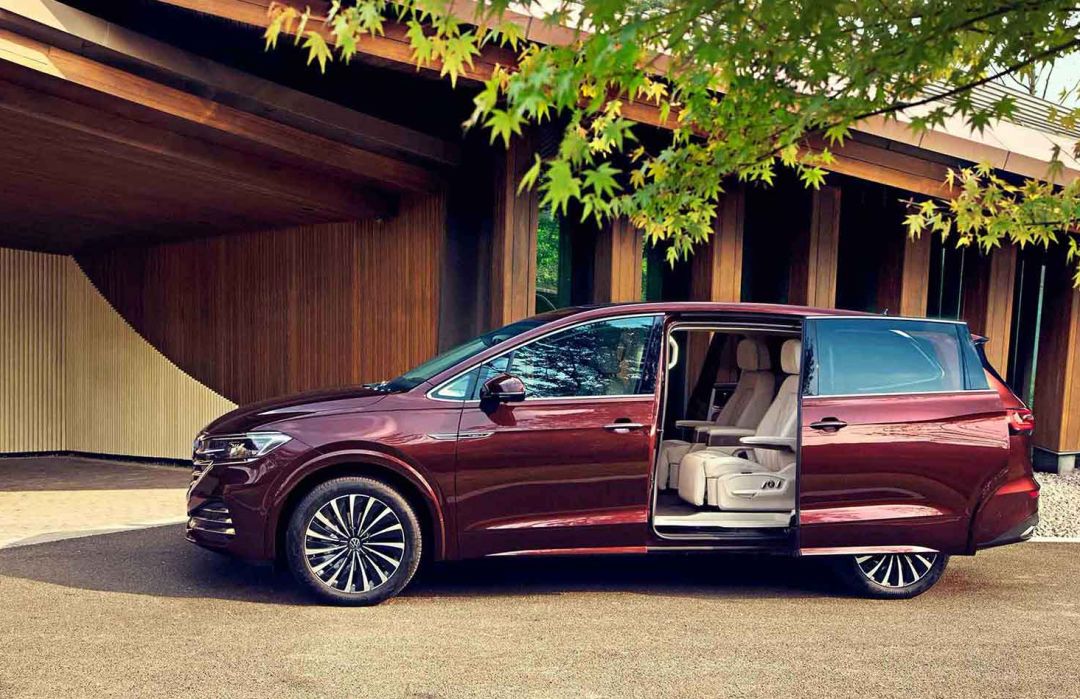 贵=好？LM加价的钱换这些高档MPV它不香吗？