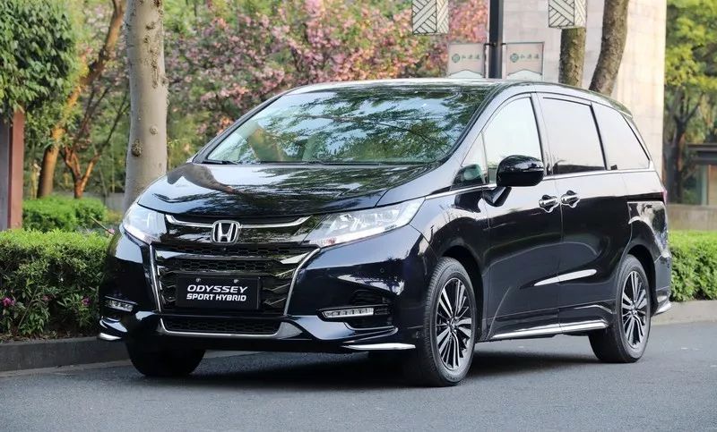 贵=好？LM加价的钱换这些高档MPV它不香吗？