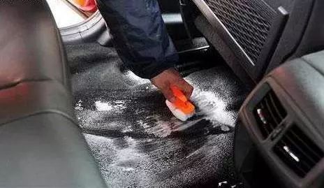 车内清洁五大步骤，为自己和家人的健康着想！