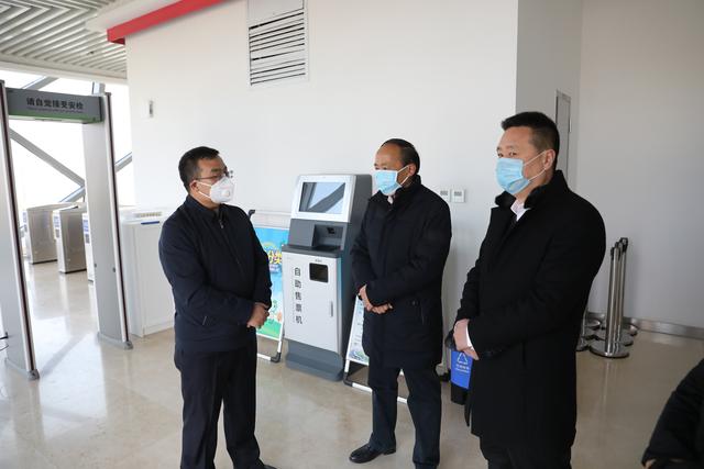 大西安咸阳文体功能区杨隆丰检查指导疫情防控工作