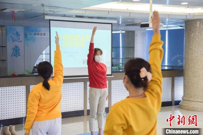 https://n.sinaimg.cn/spider2020131/366/w700h466/20200131/f764-intiarp6765640.jpg https://n.sinaimg.cn/spider2020131/366/w700h466/20200131/f764-intiarp6765640.jpg