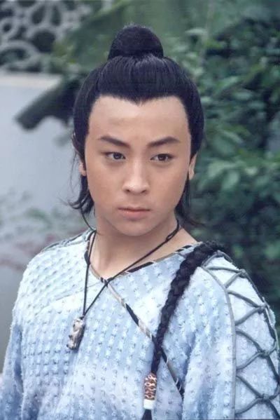 还记得《少年包青天》里的展昭吗?他现在长这样