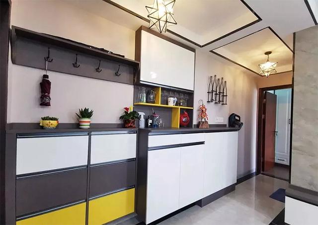 小户型忌讳墙体多,61㎡住房砸掉墙体,变宽敞不说还多出一间房