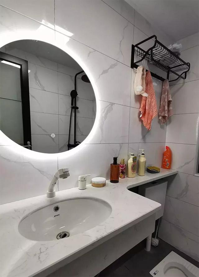 小户型忌讳墙体多,61㎡住房砸掉墙体,变宽敞不说还多出一间房