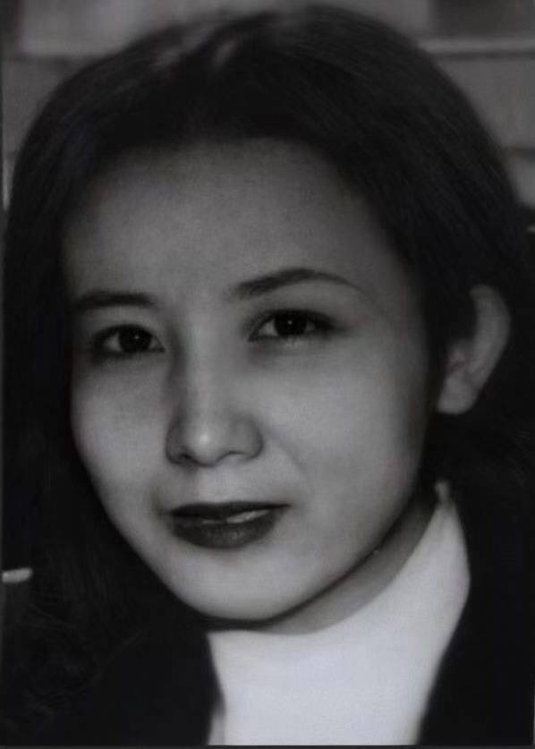 警方喊话高颜值女逃犯知道劳荣枝吗