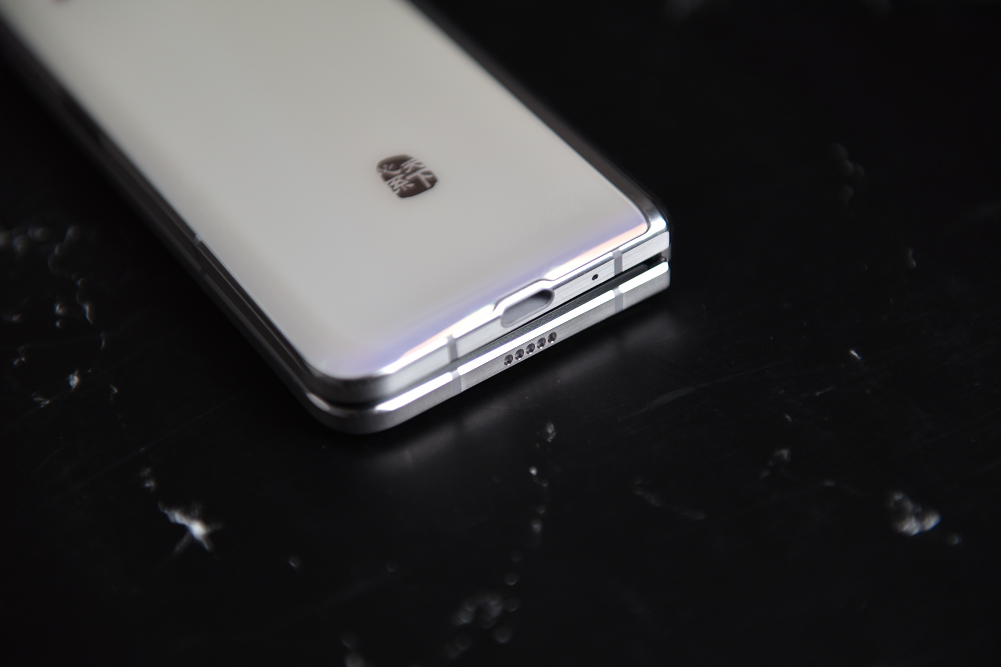 尖端科技与高端奢华的碰撞心系天下三星w205g评测