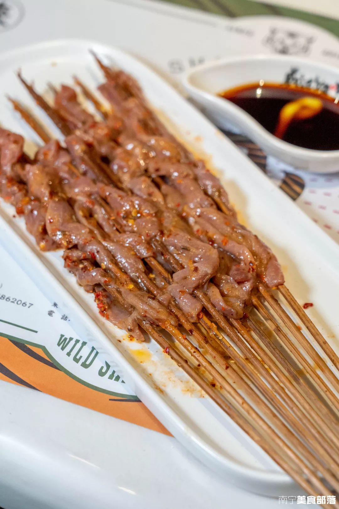 从13㎡小摊到1200㎡室内夜市桃源路里藏着他们10年的餐饮梦