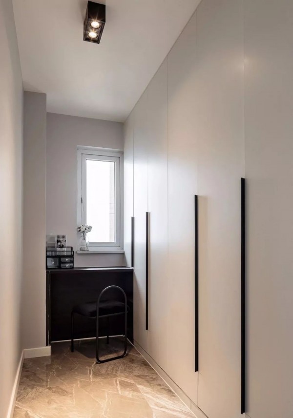 117平现代北欧三室, 书房功能塞进客厅