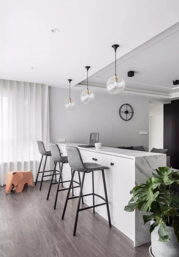 117平现代北欧三室, 书房功能塞进客厅