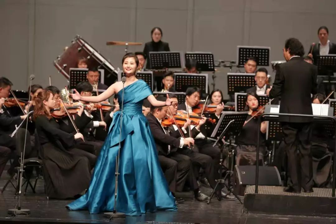 马小明女声独唱《昭君》徐晶晶女声三重唱《小河淌水》(云南民歌)