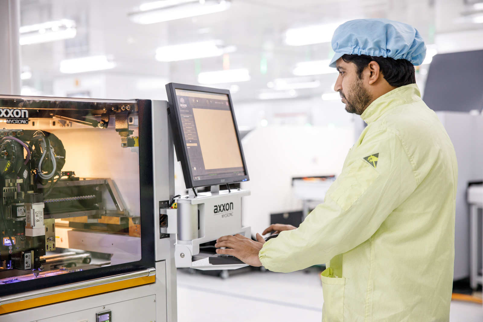 中国智能手机厂商掘金印度:五霸何以占其四,vivo凭啥进前三?