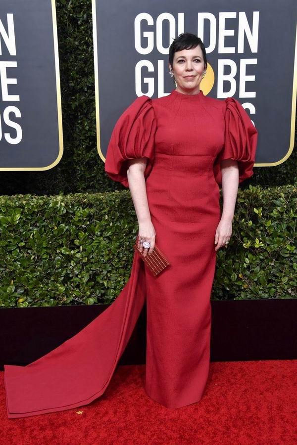 在两年时间里,olivia coleman完成了从不被人们熟知的配角向威尼斯