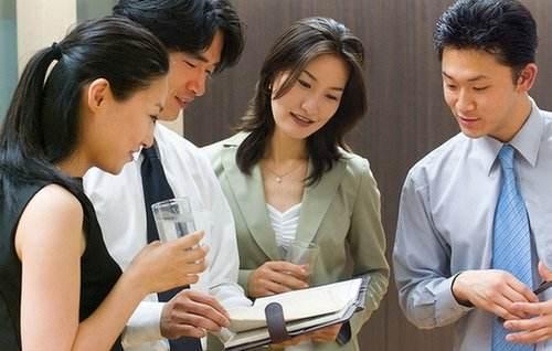 那个公司最勤奋的便利贴女孩是如何拖垮了整个团队的