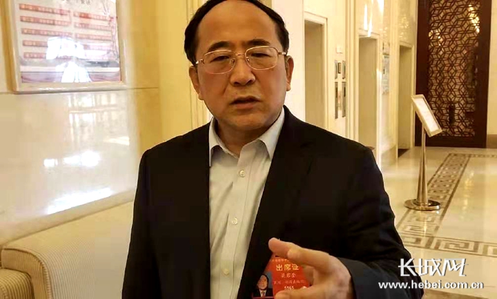 两会声音梁君奎委员1块钱和8块钱给慢性病防治算笔账