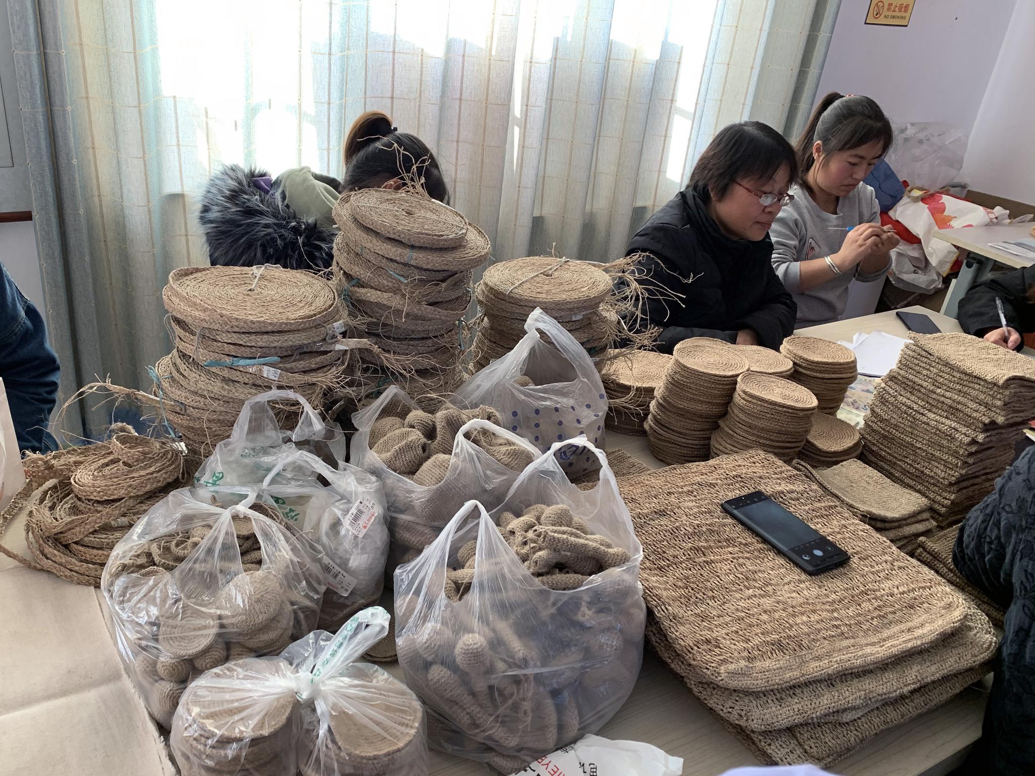 汉麻编出的扶贫路