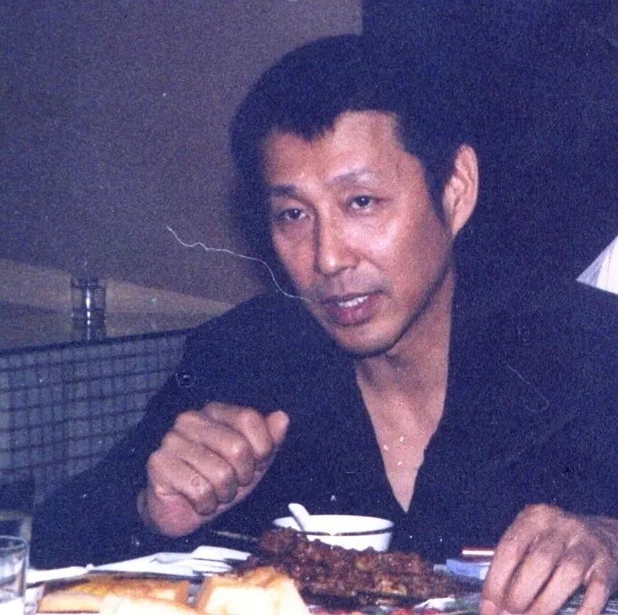 陈道明年轻的时候有多帅!看了这些老照片你就知道了!