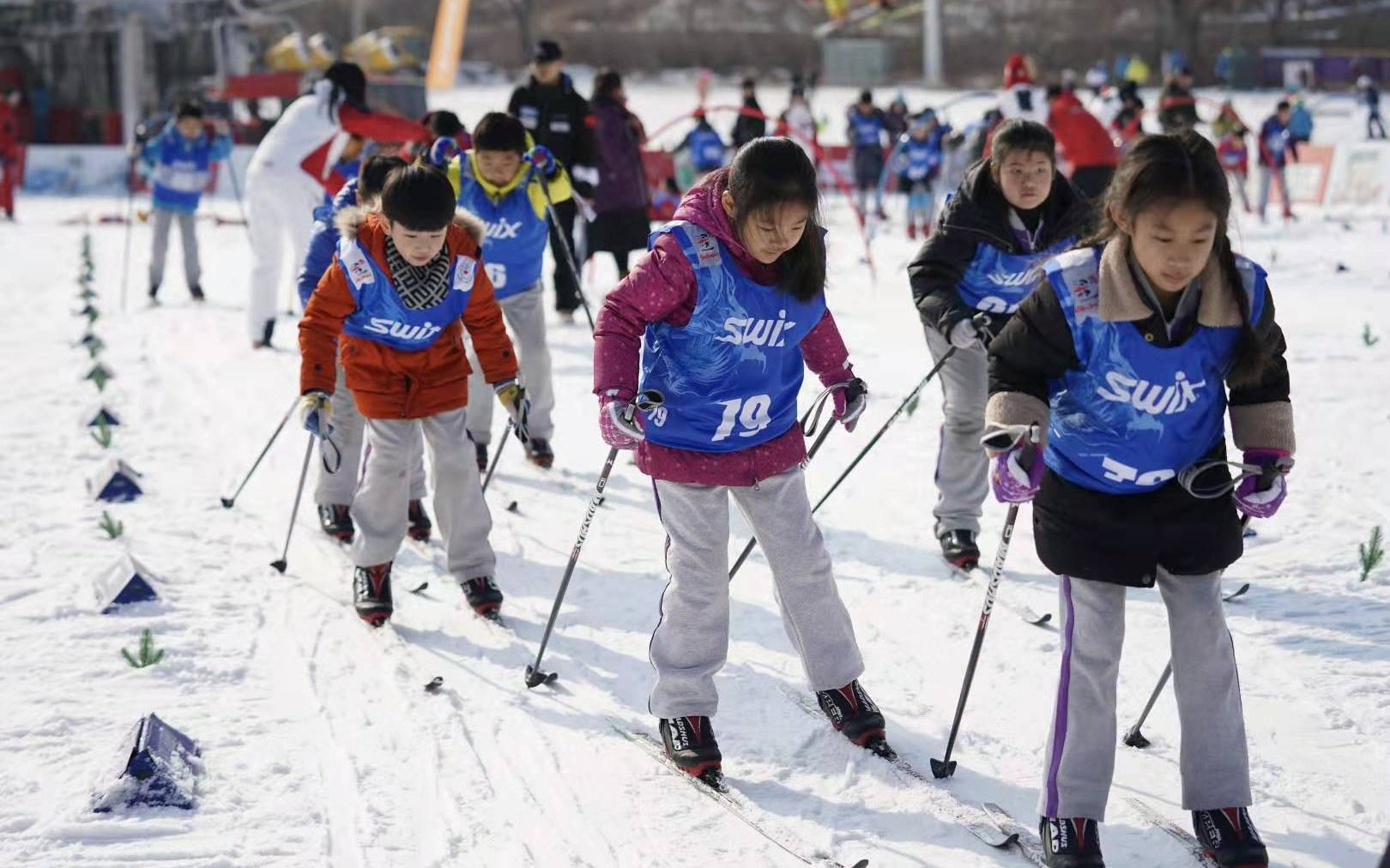 Ski Com Crianças - 5 Regras de Ouro para Iniciação no Ski - Strike Tours