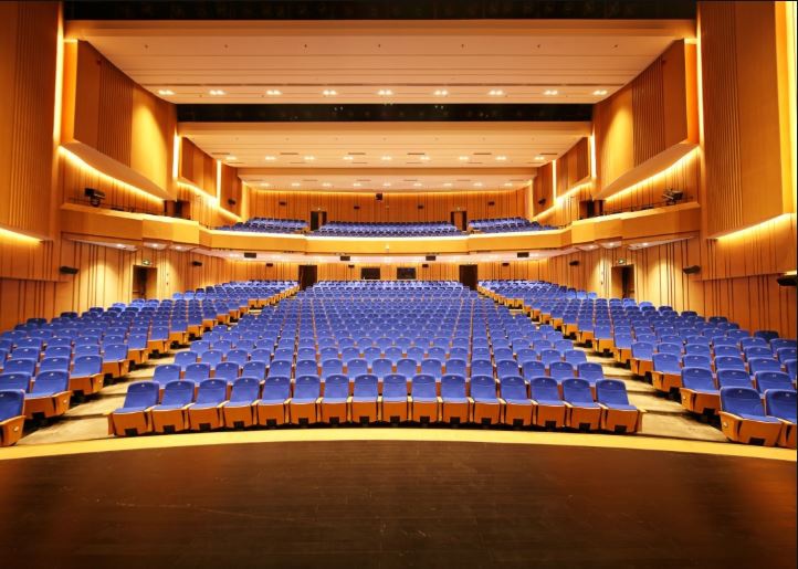 对接"演艺大世界·上海音乐剧艺术中心",阔别一年的艺海剧院重新开幕