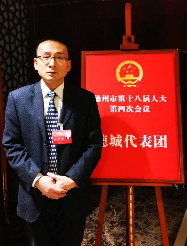 两会访谈|市人大代表马洪刚:推行"社区食堂"解决居家养老吃饭问题