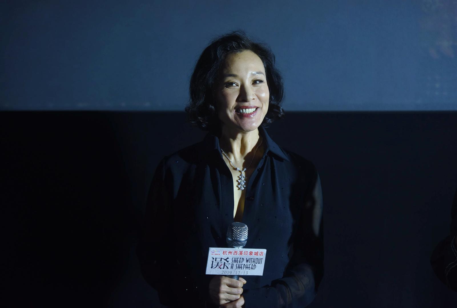 独家奥斯卡评委陈冲寄生虫得了这么多大奖我挺意外的