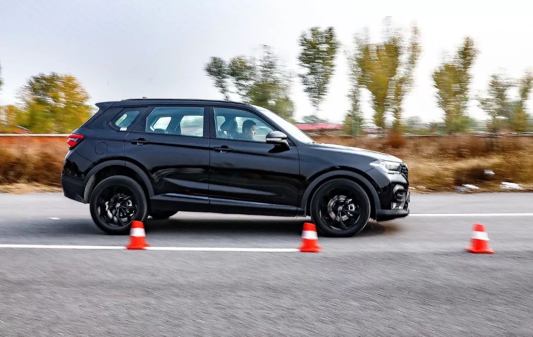 15万级的SUV，这4款刹车性能最好，自主并不输给合资！