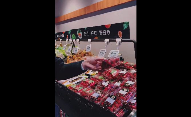 出门购物担心感染?外科医生视频示范“如何去超市买菜”
