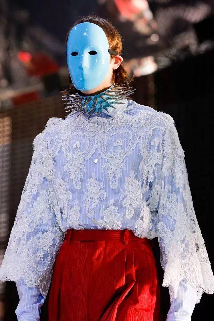 时尚界的口罩原来是这样的?我词穷了