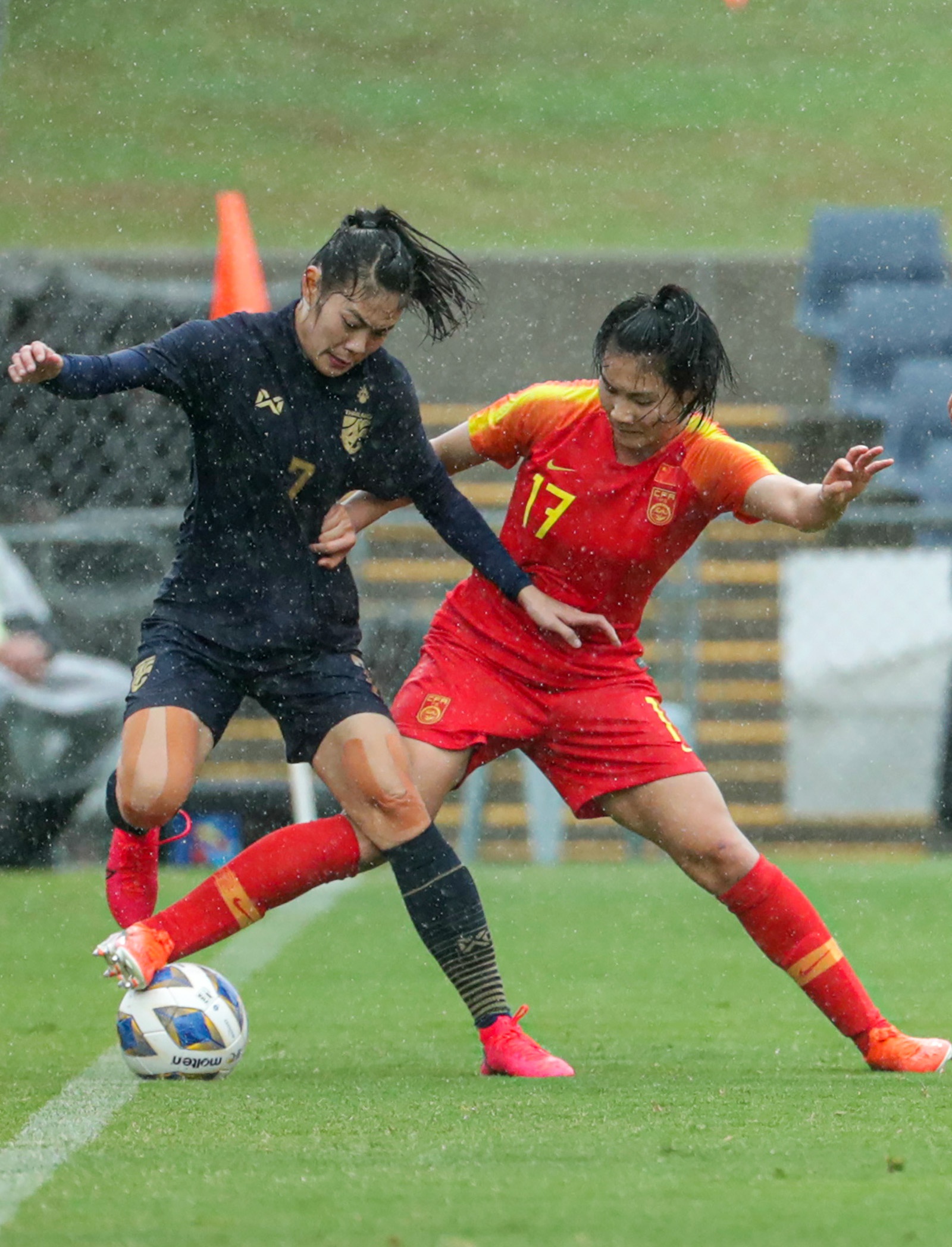 奥运会一定要冲进去"——专访中国女足后卫罗桂平