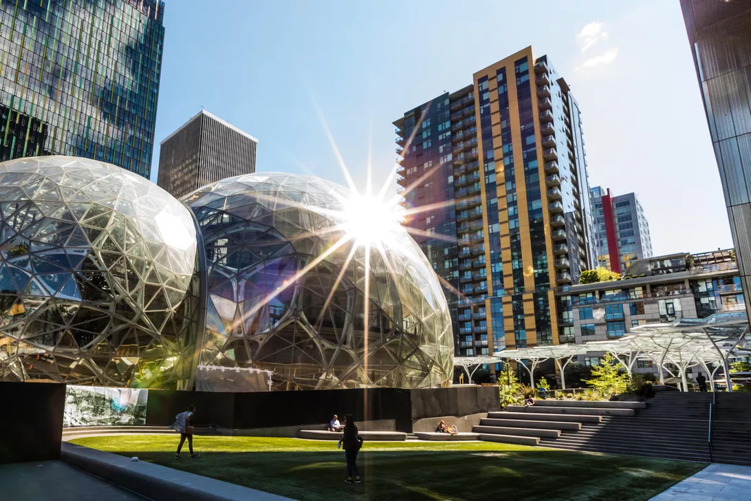 亚马逊第二总部"惨败"的幕后故事:一切源自贝索斯对马斯克的妒忌