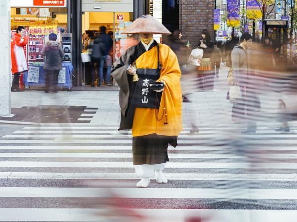 何欢欢｜坊主的慈悲与施主的喜舍——日本托钵僧的修行艺术|杂阿含_新浪新闻